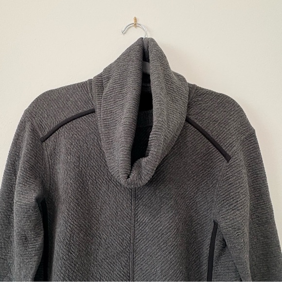 Lululemon | On Repeat Dress | Sz 6 | Heathered Core Dark Grey | EUC - Picture 2 of 8